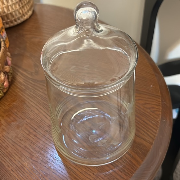 Vintage Etched Glass Apothecary Jar with Lid - Picture 6 of 6